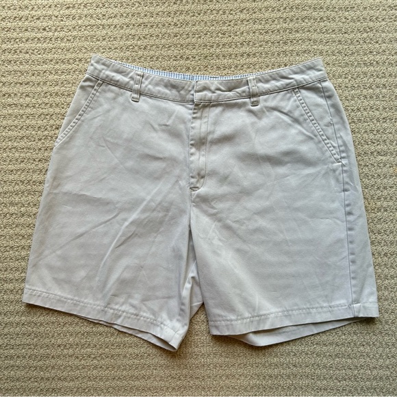 Tommy Hilfiger Light Tan Khaki Shorts - Picture 1 of 7